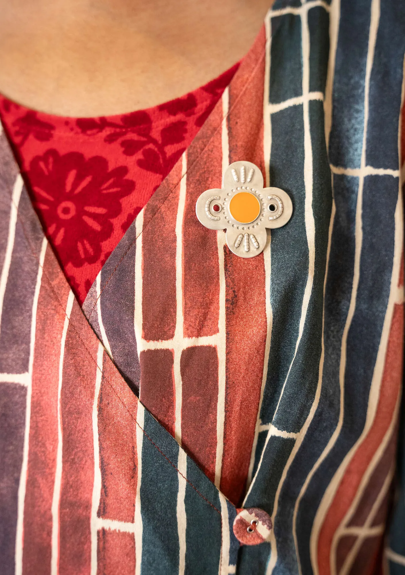 Brosch "Flower" i-Gudrun Sjödén