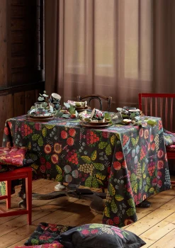 Duk "Fruits" i ekologisk bomull-Gudrun Sjödén Hot