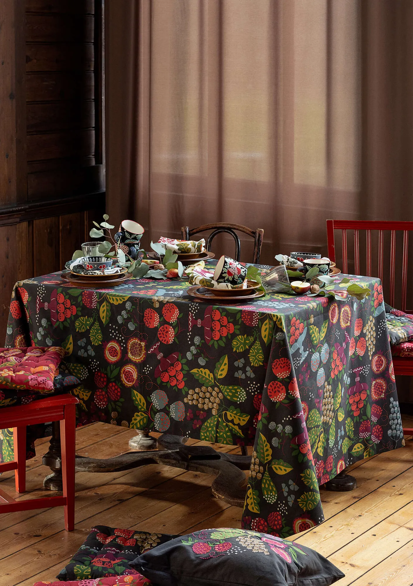 Duk "Fruits" i ekologisk bomull-Gudrun Sjödén Hot