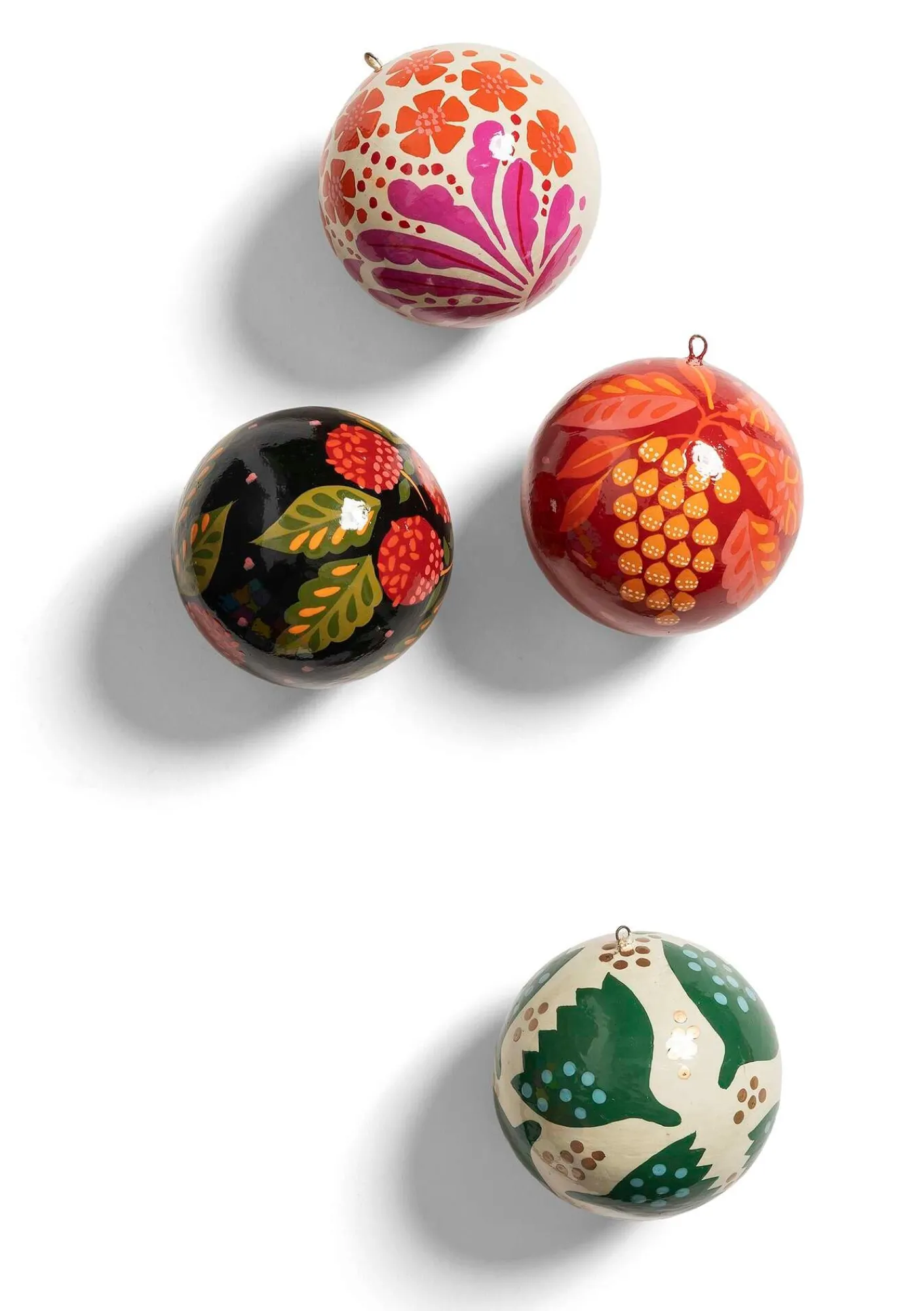 Julkula "Gnistra" i papier maché-Gudrun Sjödén Sale