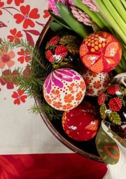 Julkula "Gnistra" i papier maché-Gudrun Sjödén New