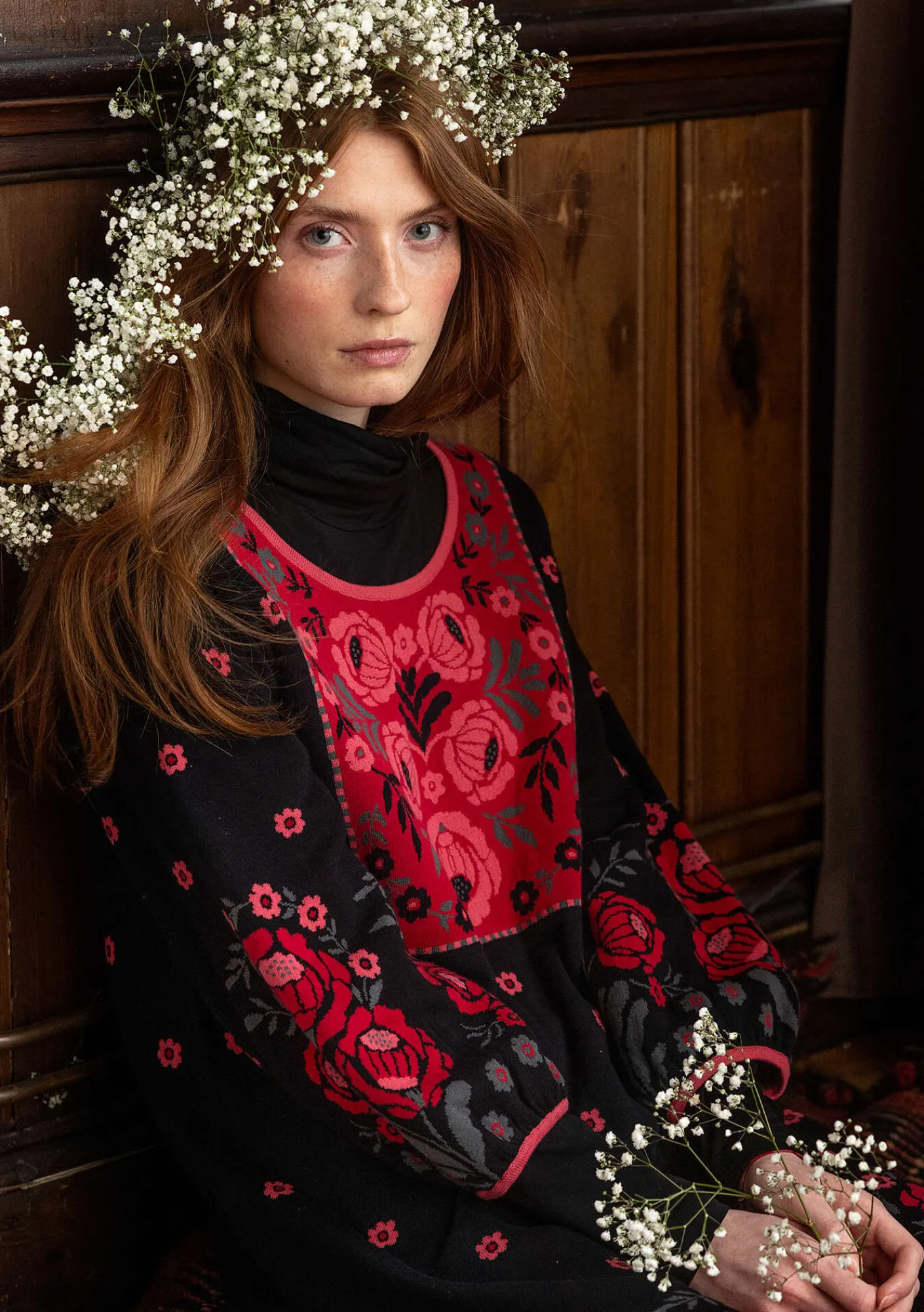 Stickad klänning "Stine" i ekologisk/återvunnen bomull-Gudrun Sjödén