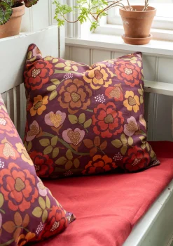 Tryckt kuddfodral "Wild rose" i lin/bomull-Gudrun Sjödén Online