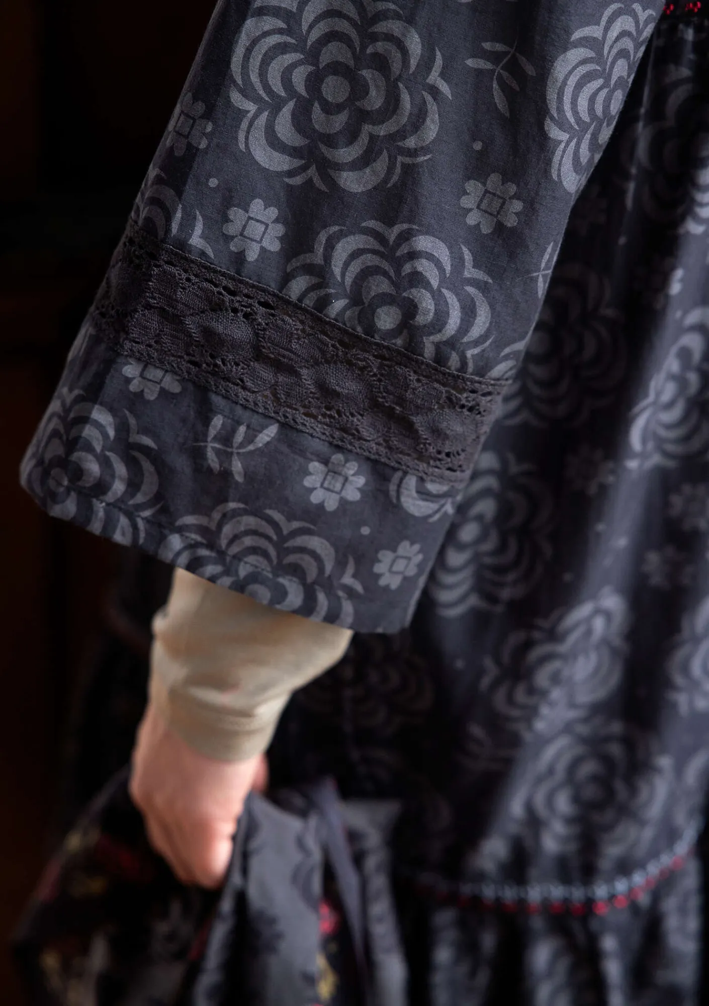 Vävd klänning "Kamelia" i ekologisk bomull/siden-Gudrun Sjödén Sale